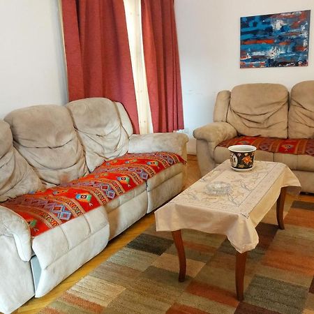 Jessy Lovely Apartment In Heliopolis Kairó Kültér fotó